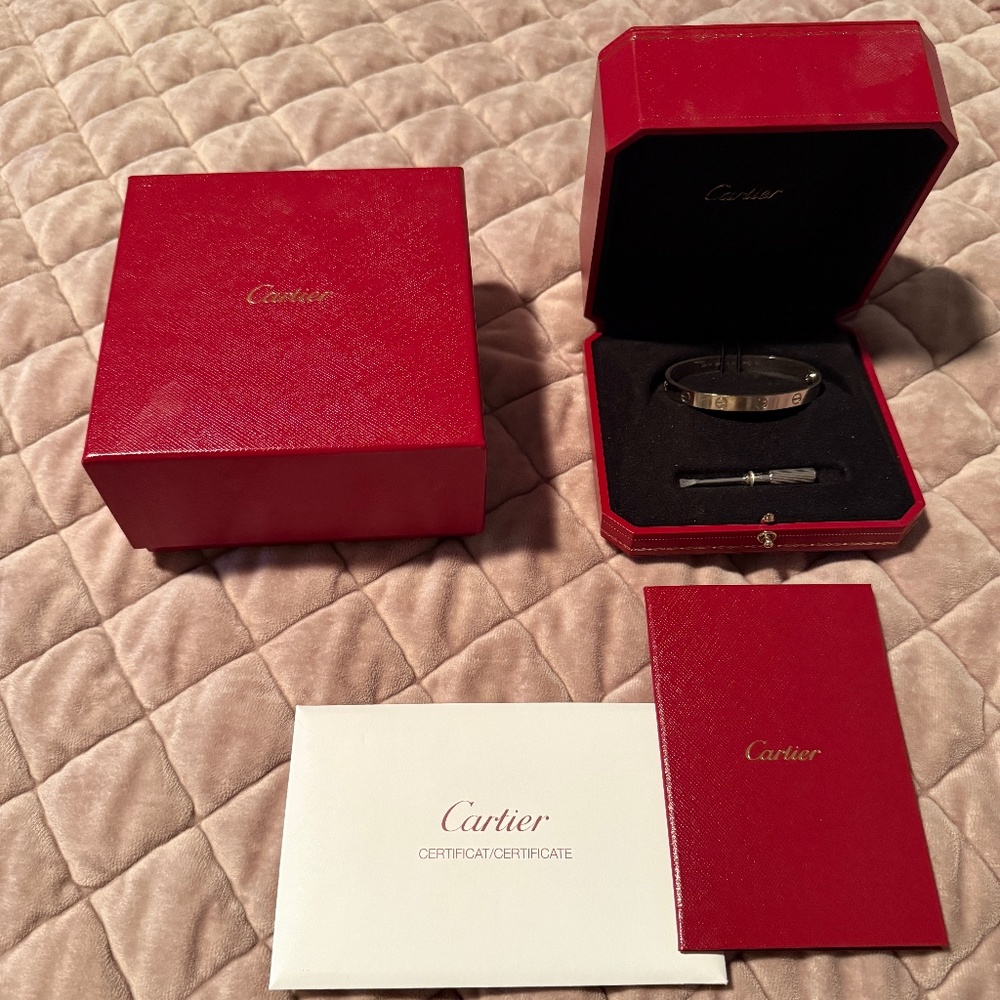 Cartier Love bracelet 18K White Gold 17
